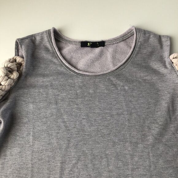 Rehab Shoulder Cutout Twisted Rope Sweatshirt Medium - Picture 3 of 13